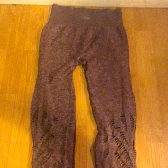 Leggings - Picture 2 of 3